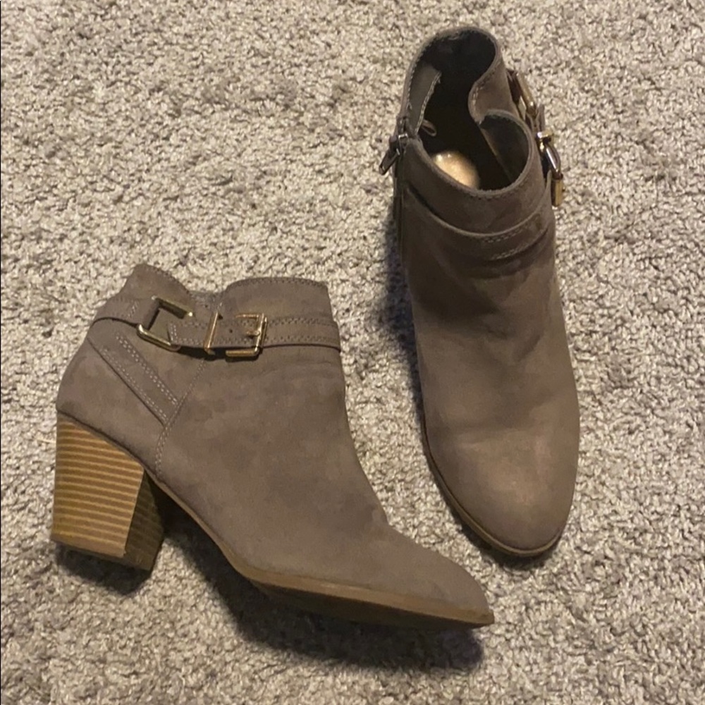 COPY - Grey booties